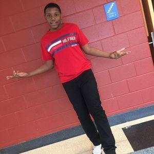 Meet your Posher, Amare